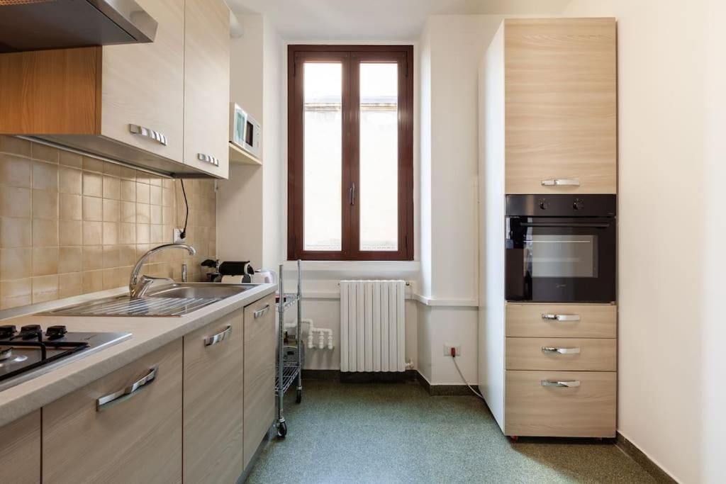 Ferrari - Ac -Wifi - Flexyrent Apartment มิลาน ภายนอก รูปภาพ